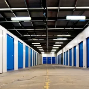 Почему стоит заранее продумать хранение стройматериалов